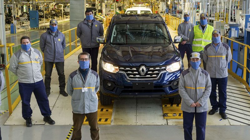 Más operarios en Renault