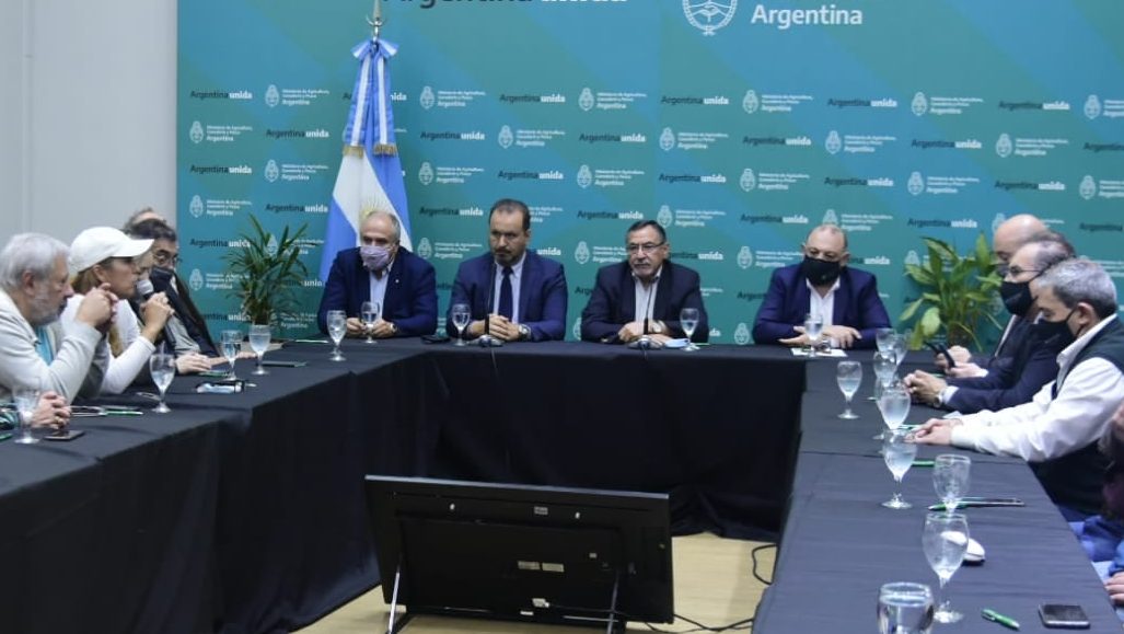 UPCN y ATE firmaron el nuevo acuerdo salarial del SENASA - Gestión Sindical