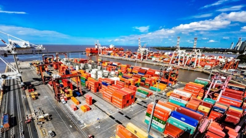 El aumento de la carga en el Puerto Buenos Aires refleja la reactivación económica de la Argentina.