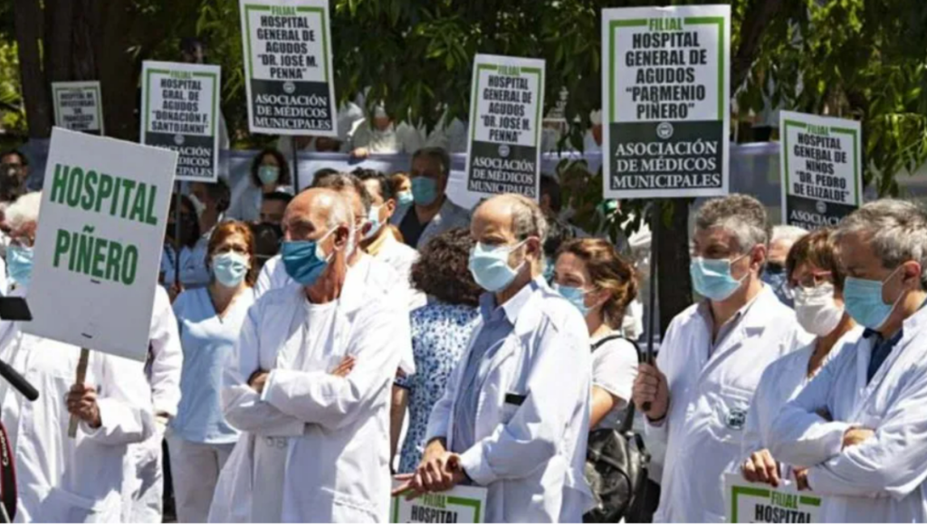 Médicos municipales porteños comenzaron un plan de lucha en reclamo de una mejora salarial
