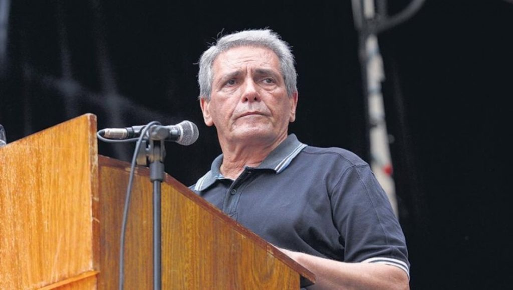 Carlos Acuña