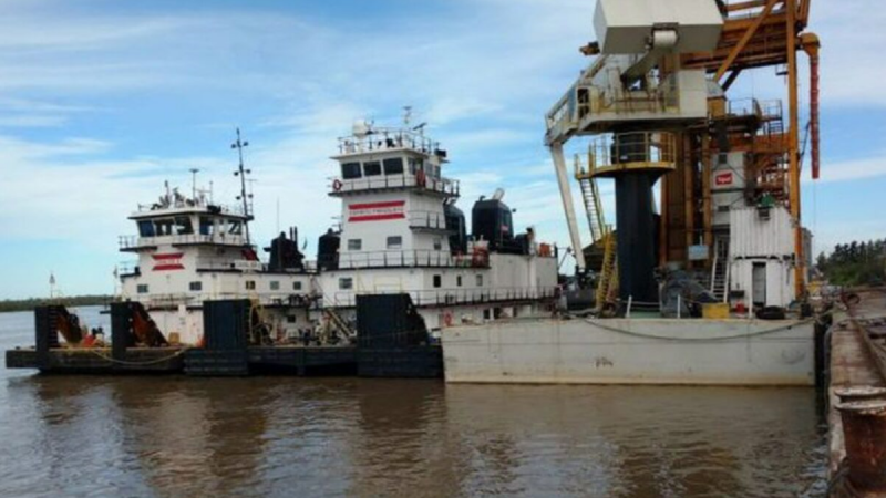 Obreros Navales se declararon en estado de alerta y movilización por el cierre de un astillero