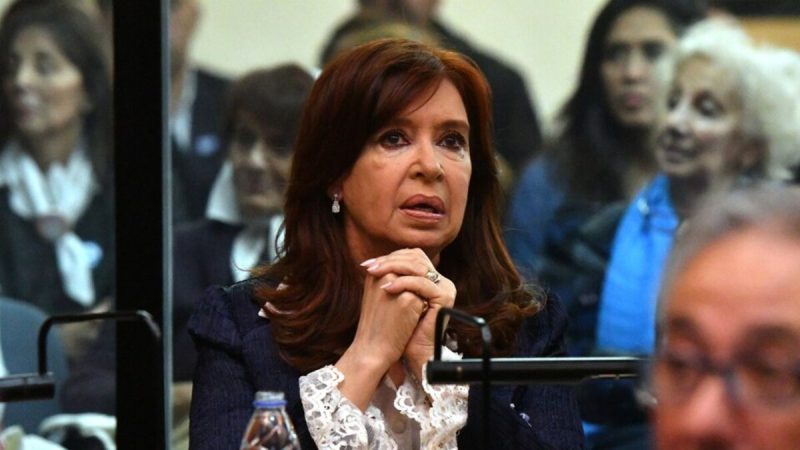 La CGT rechazó "la absurda calificación jurídica" contra Cristina Kirchner y se dirigió a los jueces