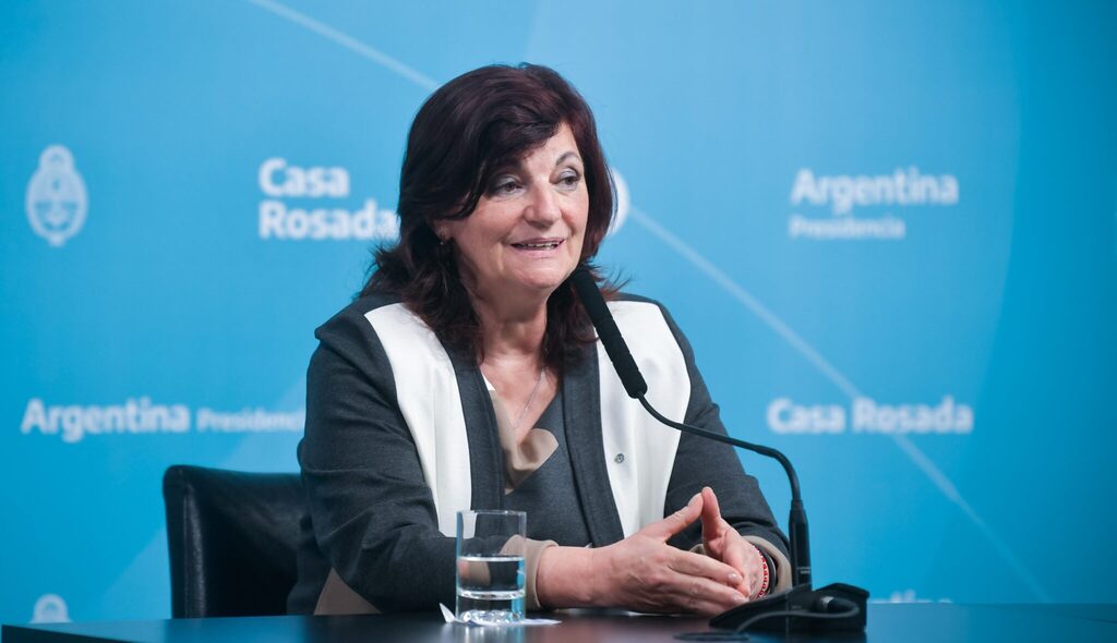 "El 60% con revisión es una política que propiciamos«, blanqueó este jueves la ministra Raquel «Kelly» Olmos.