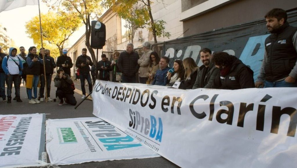 Despidos en Clarín: la empresa acató la conciliación obligatoria y negociará con el SIPReBA