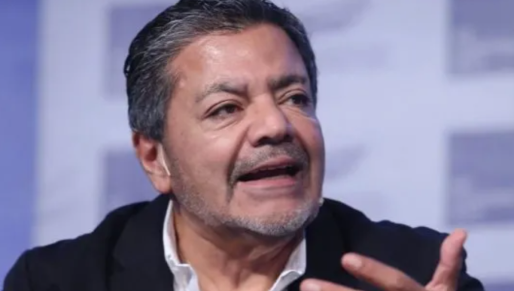 FMI, Gerardo Martínez