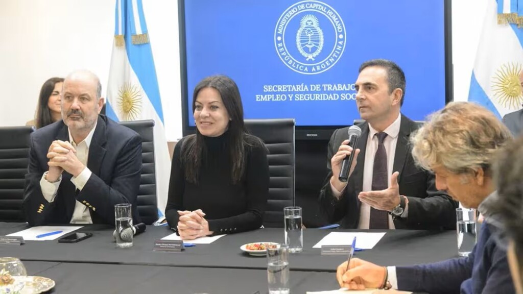 CGT, Federico Sturzenegger, Sandra Pettovello y Julio Cordero