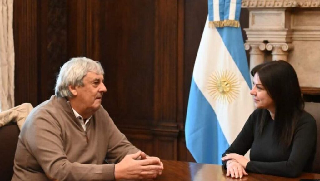 Sergio Romero y Sandra Pettovello