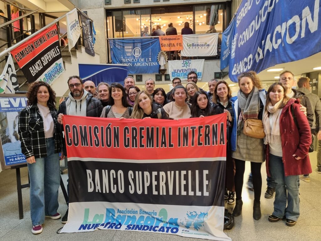 La Comisión Gremial Interna de la Asociación Bancaria, en otra protesta realizada días atrás.