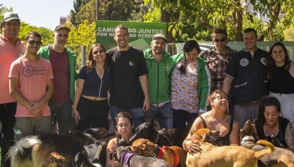 paseadores de perros, Sindicato de Trabajadores Caninos