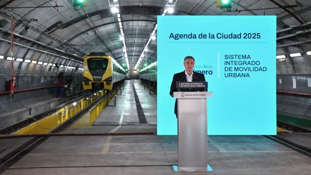 Jorge Macri hizo los anuncios en una conferencia de prensa.