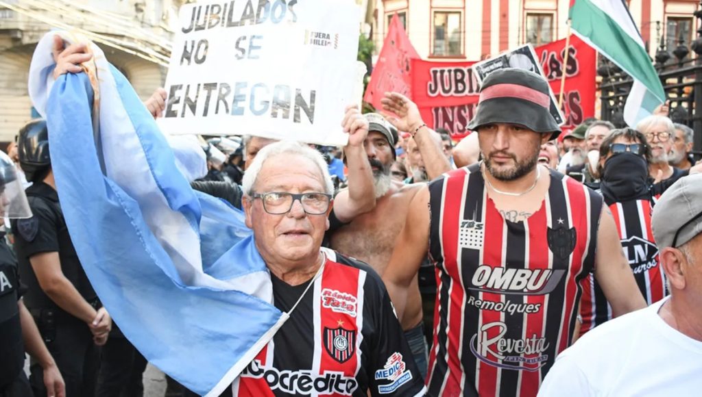 jubilados, hinchas de Chacarita