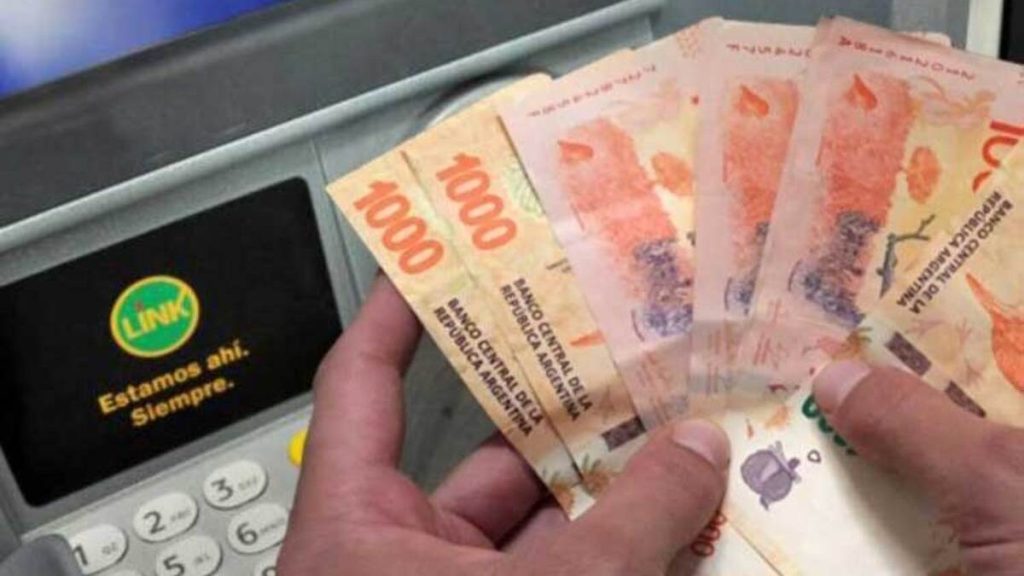 Salario Mínimo, pesos, billetes