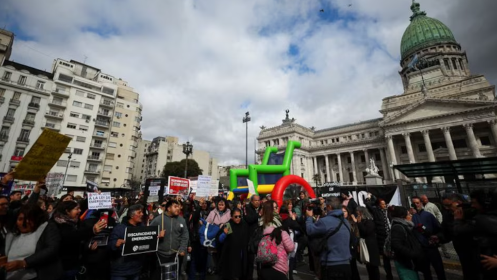Una de las tantas protestas del año por la Ley de emergencia en Discapacidad.