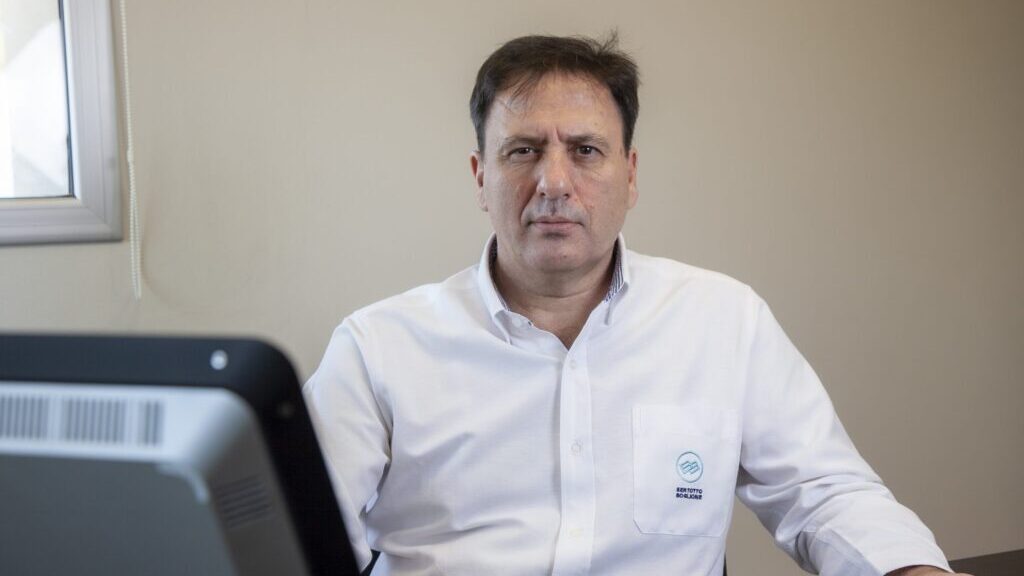 Córdoba, Eduardo Borri, Metalfor