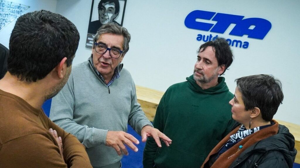 Godoy habló de "construir nuevos sindicatos y nuevas organizaciones del campo popular”.