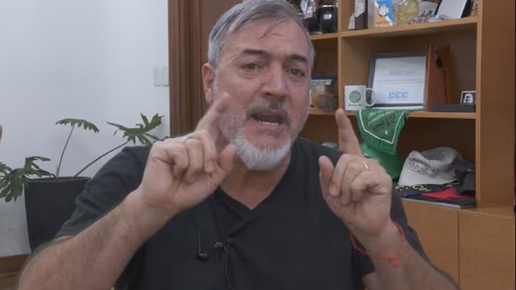 Malvinas, Rodolfo Aguiar