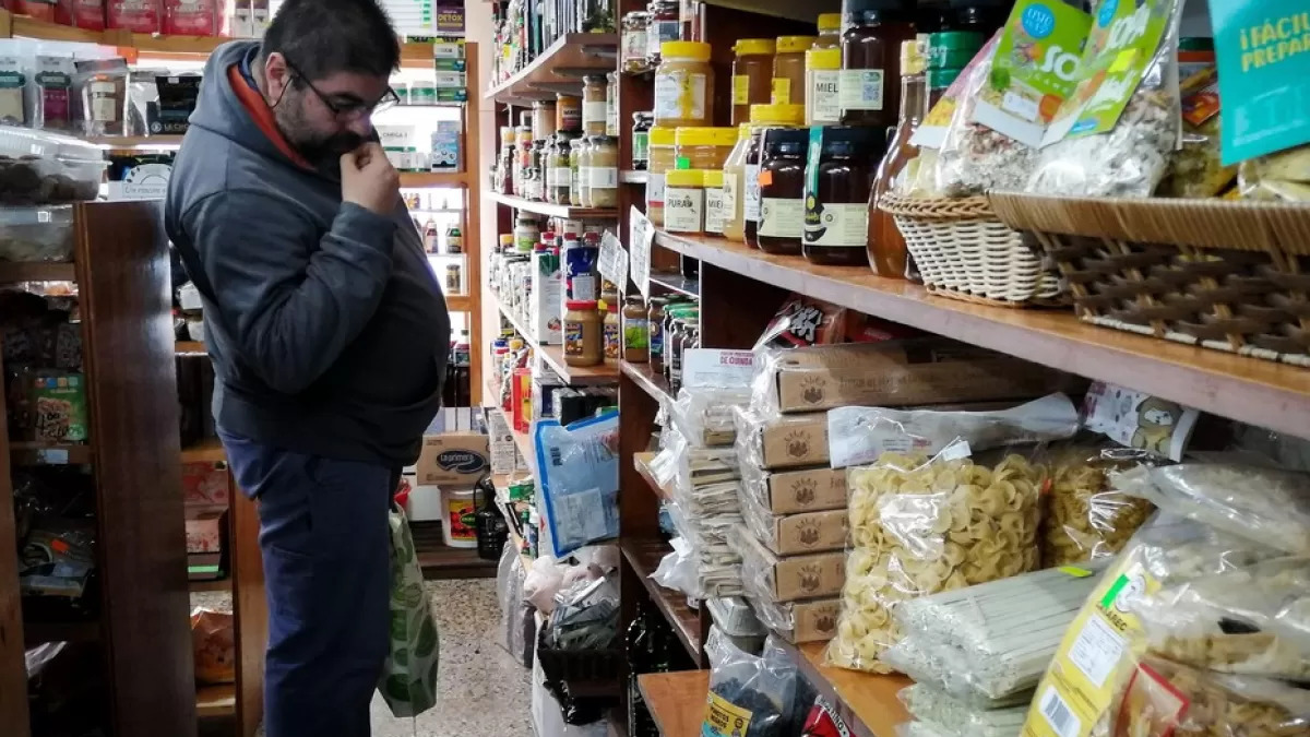 En los barrios populares de todo el país, el 97% de las deudas son para comprar comida